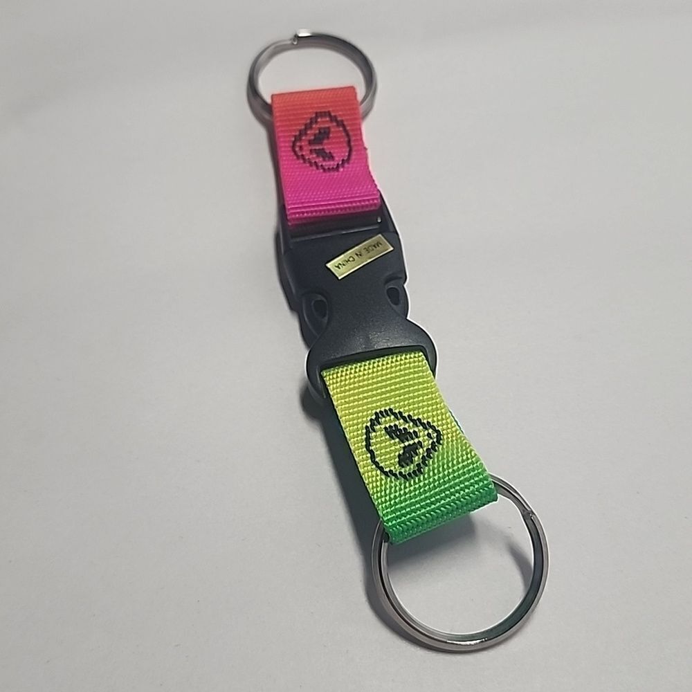Alien Breakaway Keychain - Picture 2 of 2